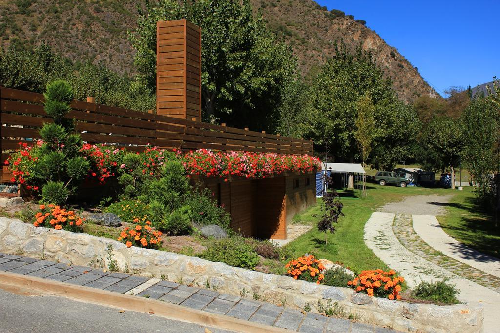 Bungalows Nou Camping La Guingueta D'Aneu Eksteriør billede