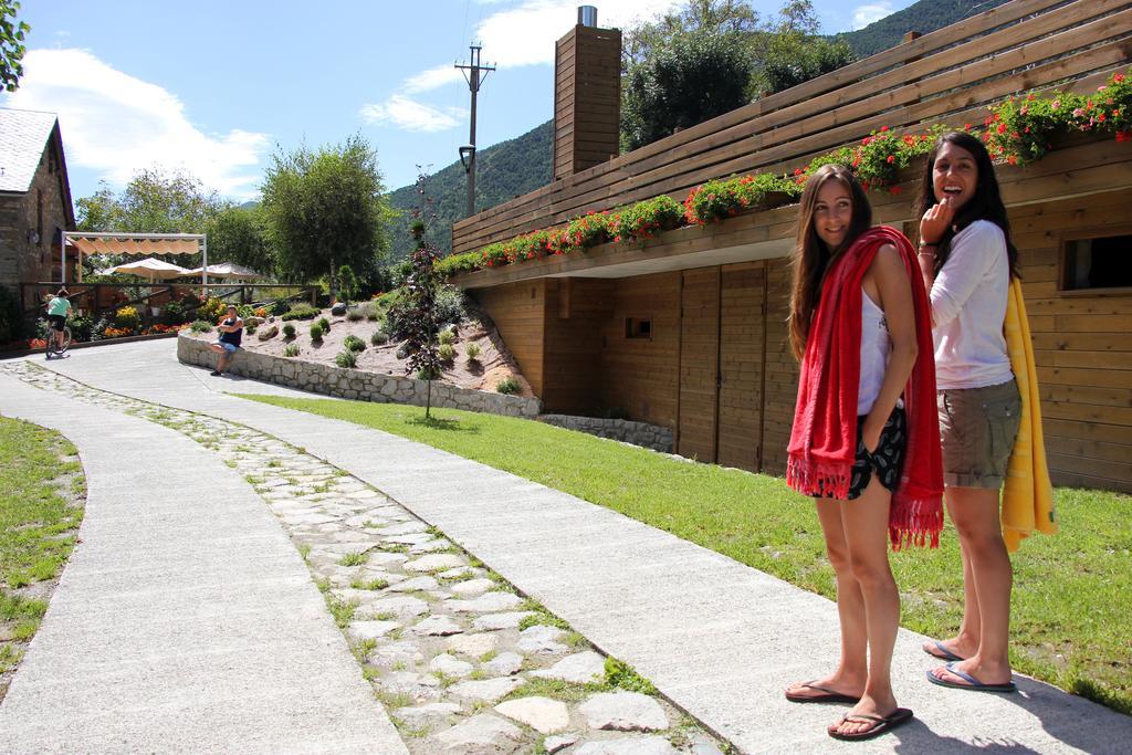 Bungalows Nou Camping La Guingueta D'Aneu Eksteriør billede