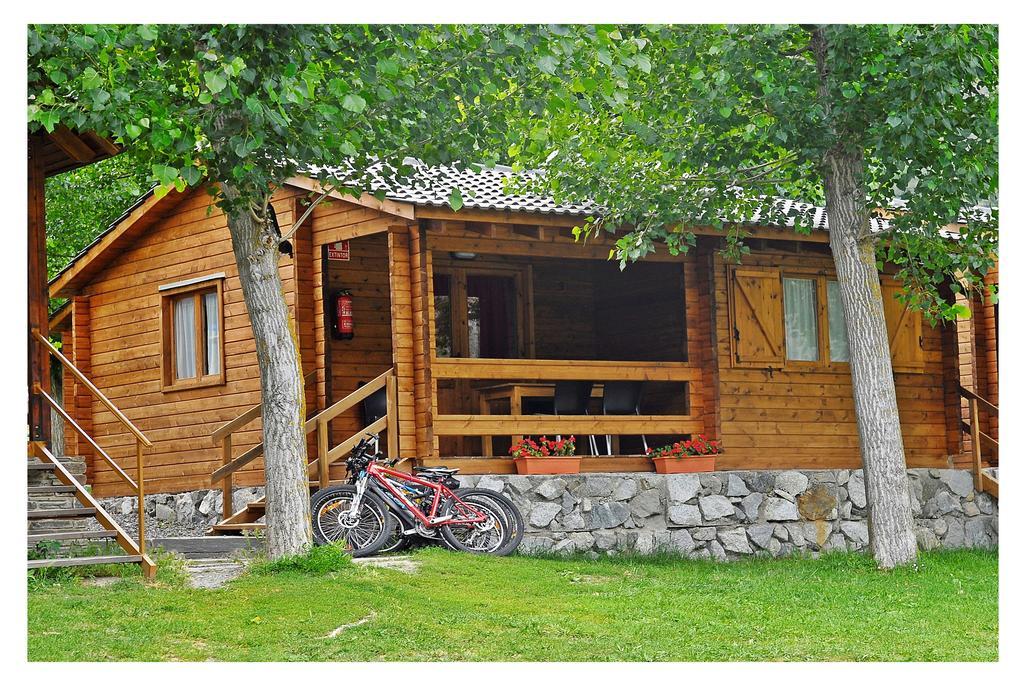 Bungalows Nou Camping La Guingueta D'Aneu Værelse billede