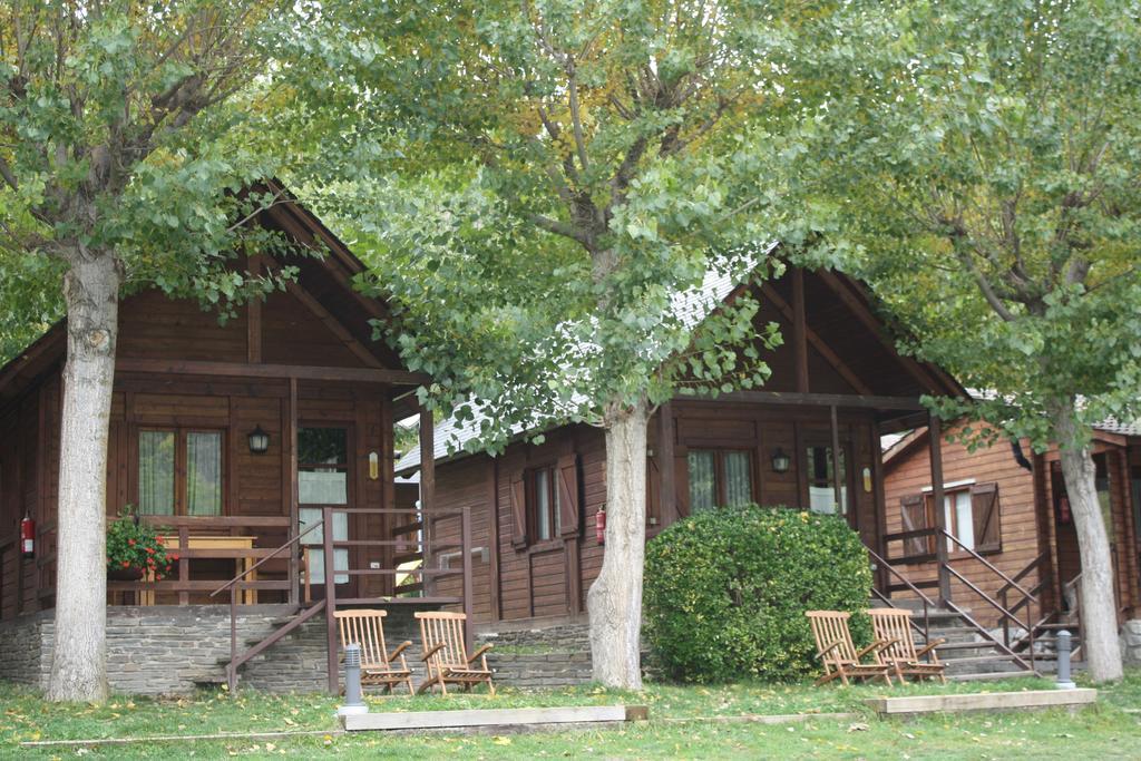 Bungalows Nou Camping La Guingueta D'Aneu Eksteriør billede