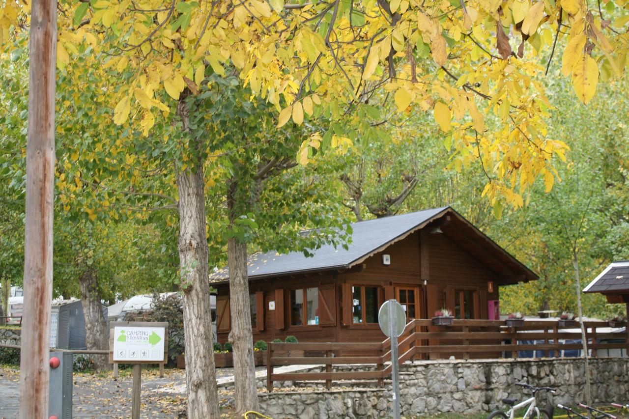 Bungalows Nou Camping La Guingueta D'Aneu Eksteriør billede