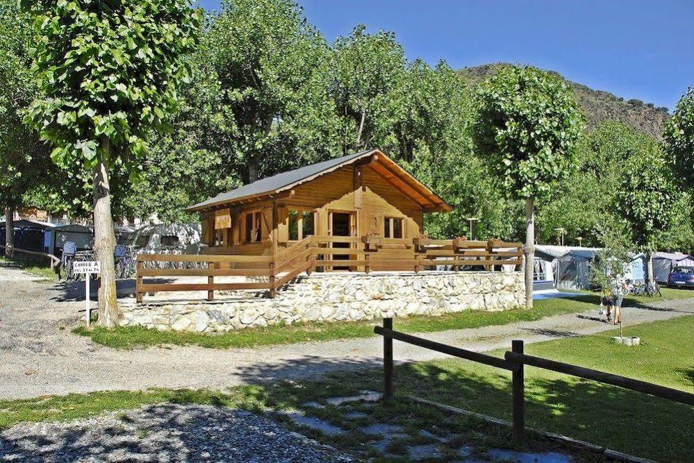 Bungalows Nou Camping La Guingueta D'Aneu Eksteriør billede